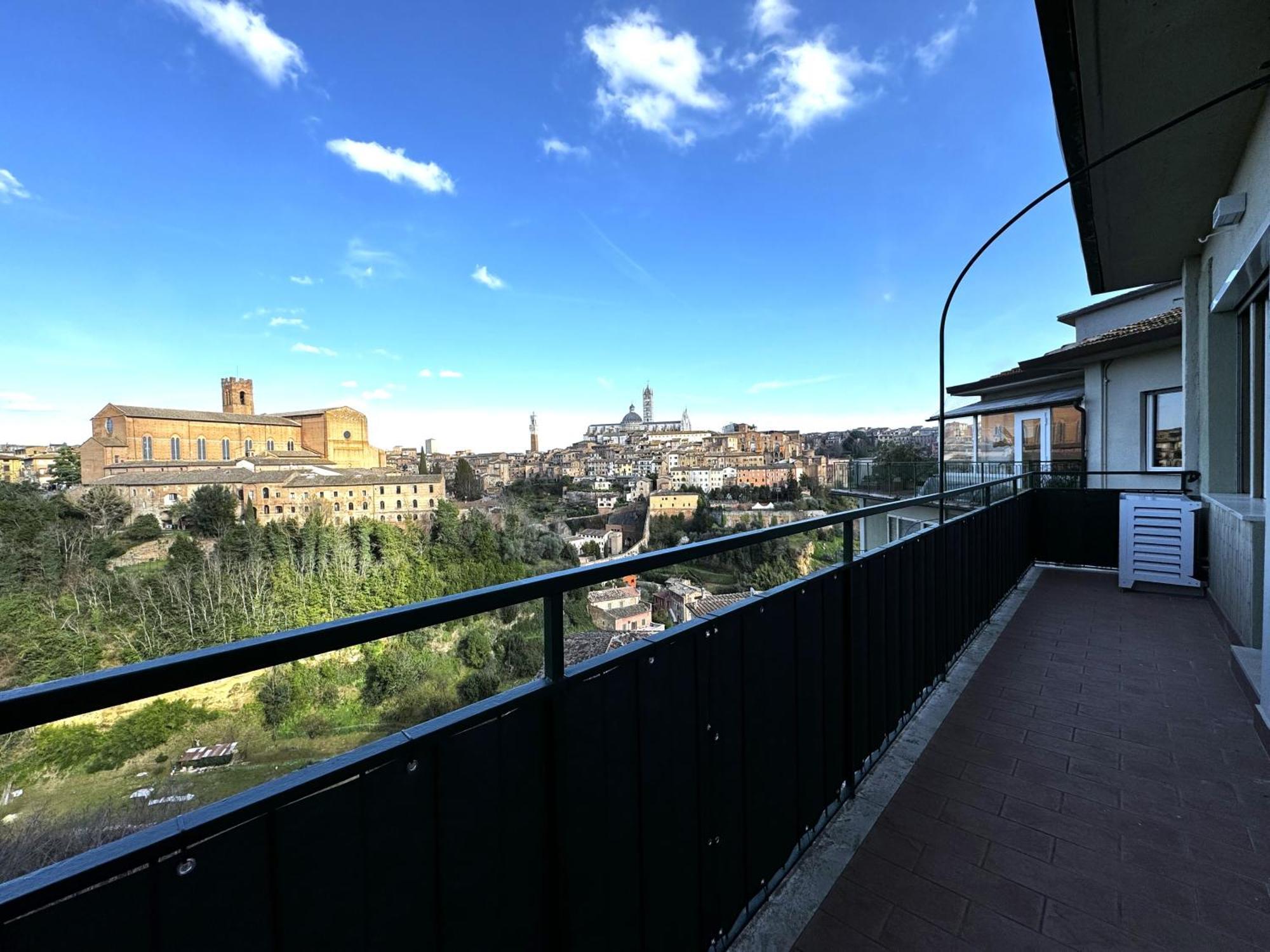 Skyline Siena Apartment Exterior photo