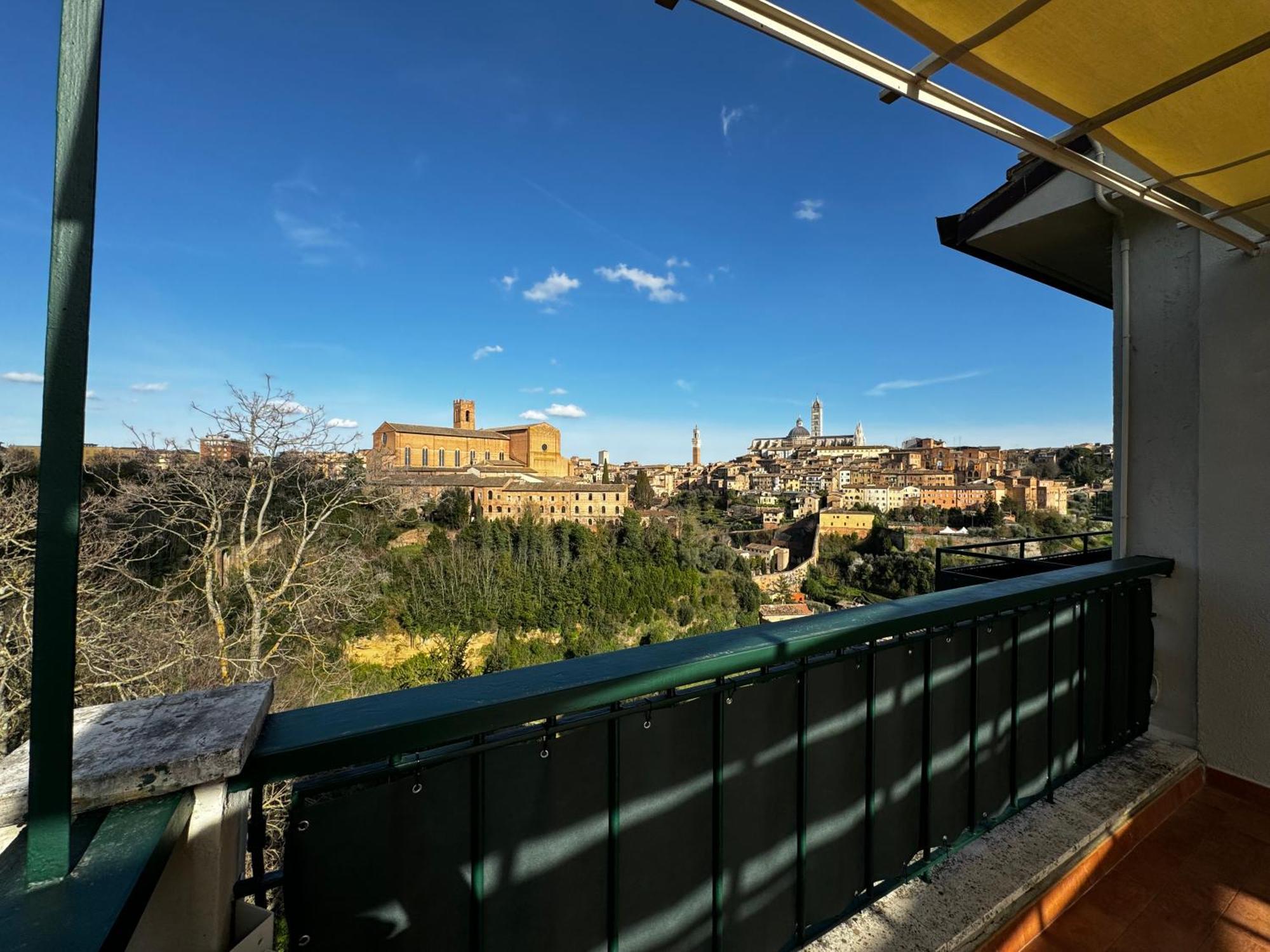 Skyline Siena Apartment Exterior photo