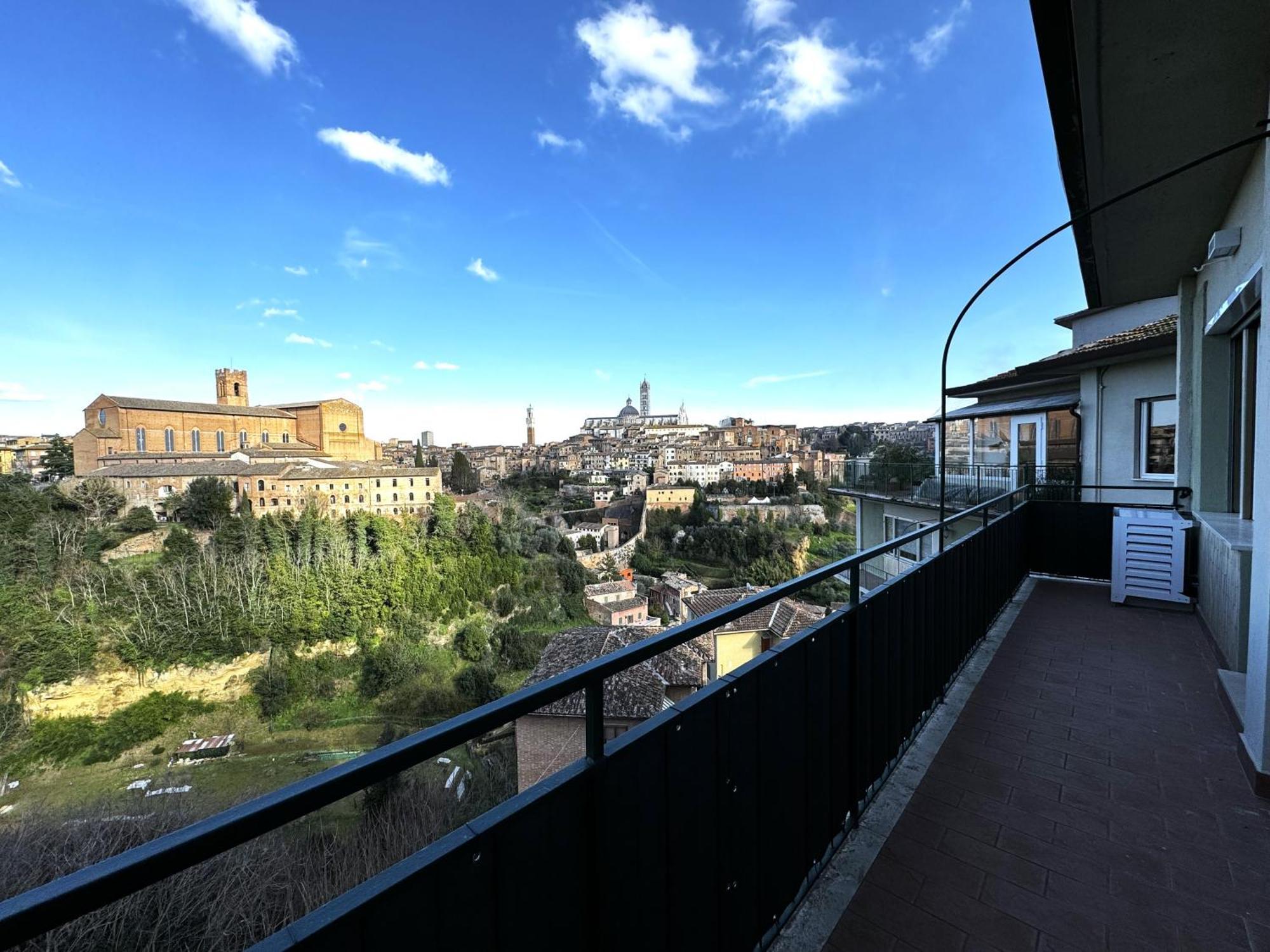 Skyline Siena Apartment Exterior photo